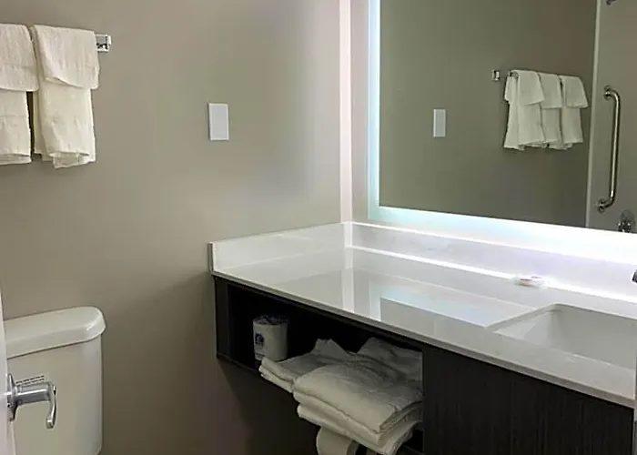 Hotel 6
